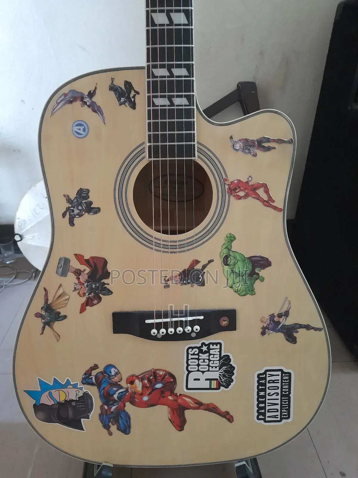 Yamaha Box Guitar