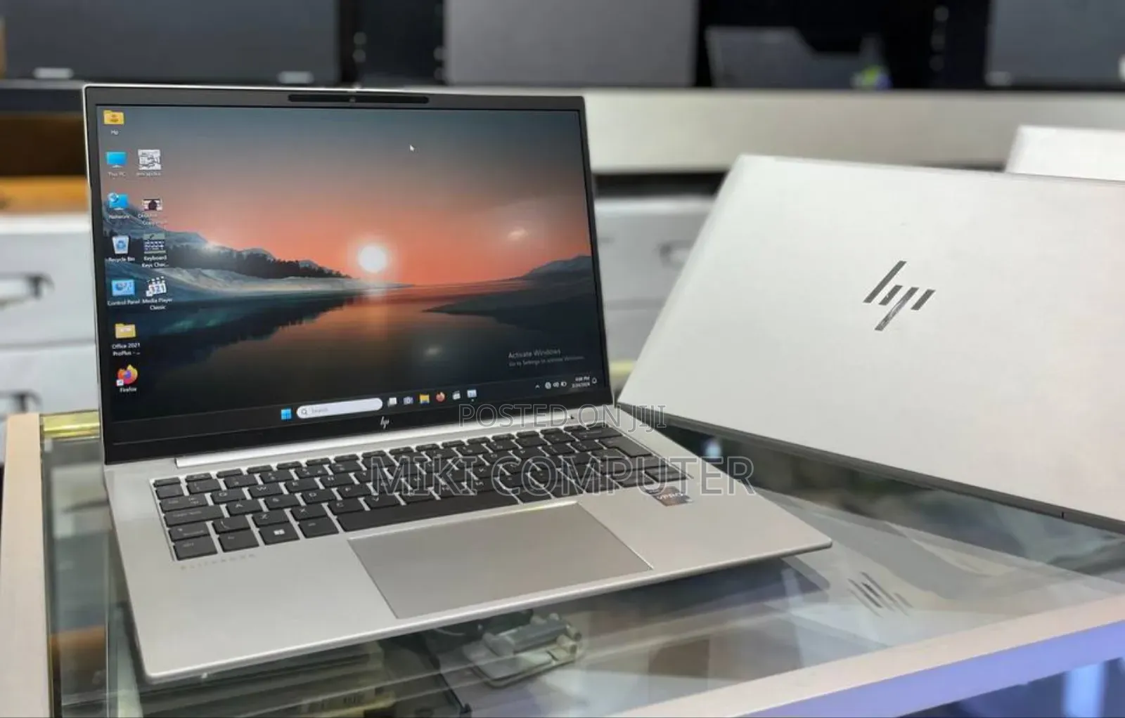 New Laptop HP EliteBook x360 1040 G9 16GB Intel Core i7 SSD 512GB