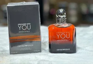 የወንድነት መለያ Emporio Armani