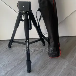 Candc Dc-6920 Professional Tripod (2.03m)