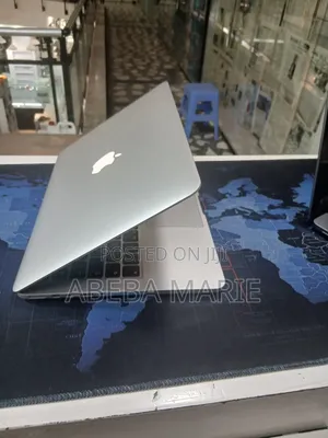 New Laptop Apple MacBook Pro 2015 16GB Intel Core i7 SSD 512GB
