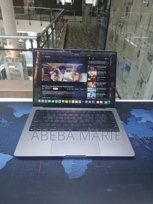 New Laptop Apple MacBook Pro M1 32GB Apple M1 Pro SSD 1T