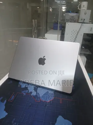 New Laptop Apple MacBook Pro M1 32GB Apple M1 Pro SSD 1T