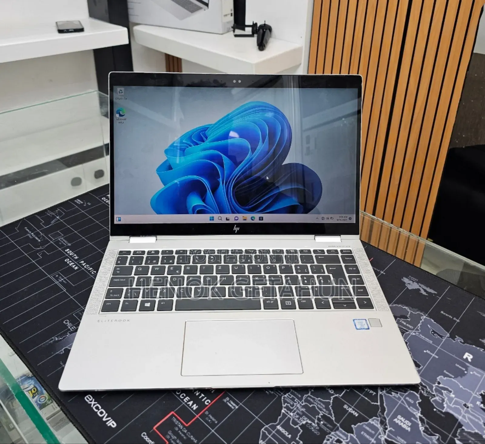 New Laptop HP EliteBook x360 1040 G5 16GB Intel Core i7 SSD 256GB