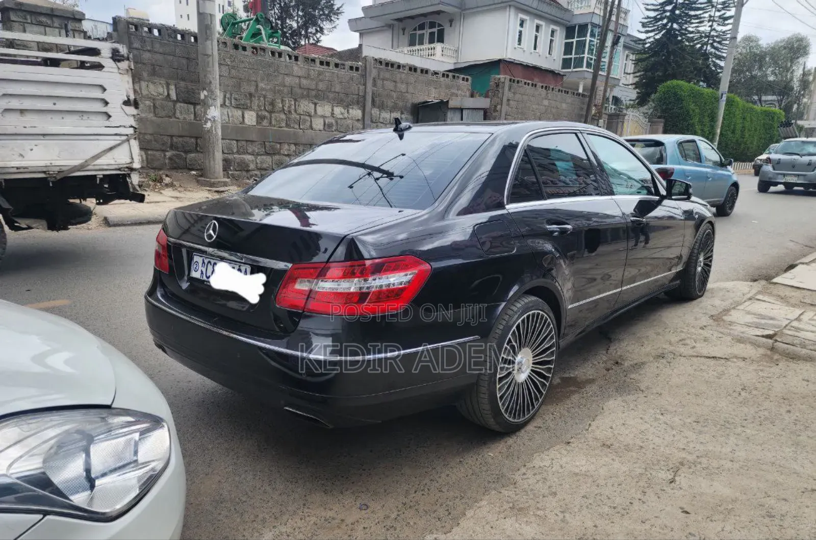 Mercedes-Benz E200 2013 Black