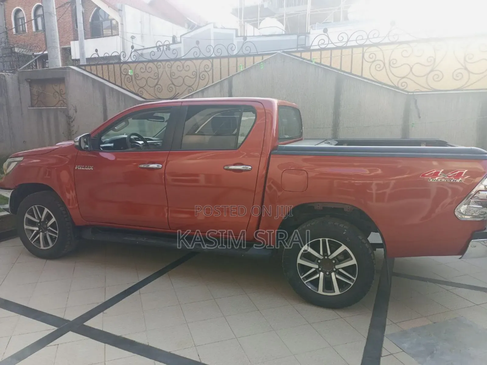 Toyota Hilux Revo Double Cab Deisel 2.4 AWD 2016 Burgundy