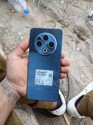 Tecno Spark 30 128 GB Black