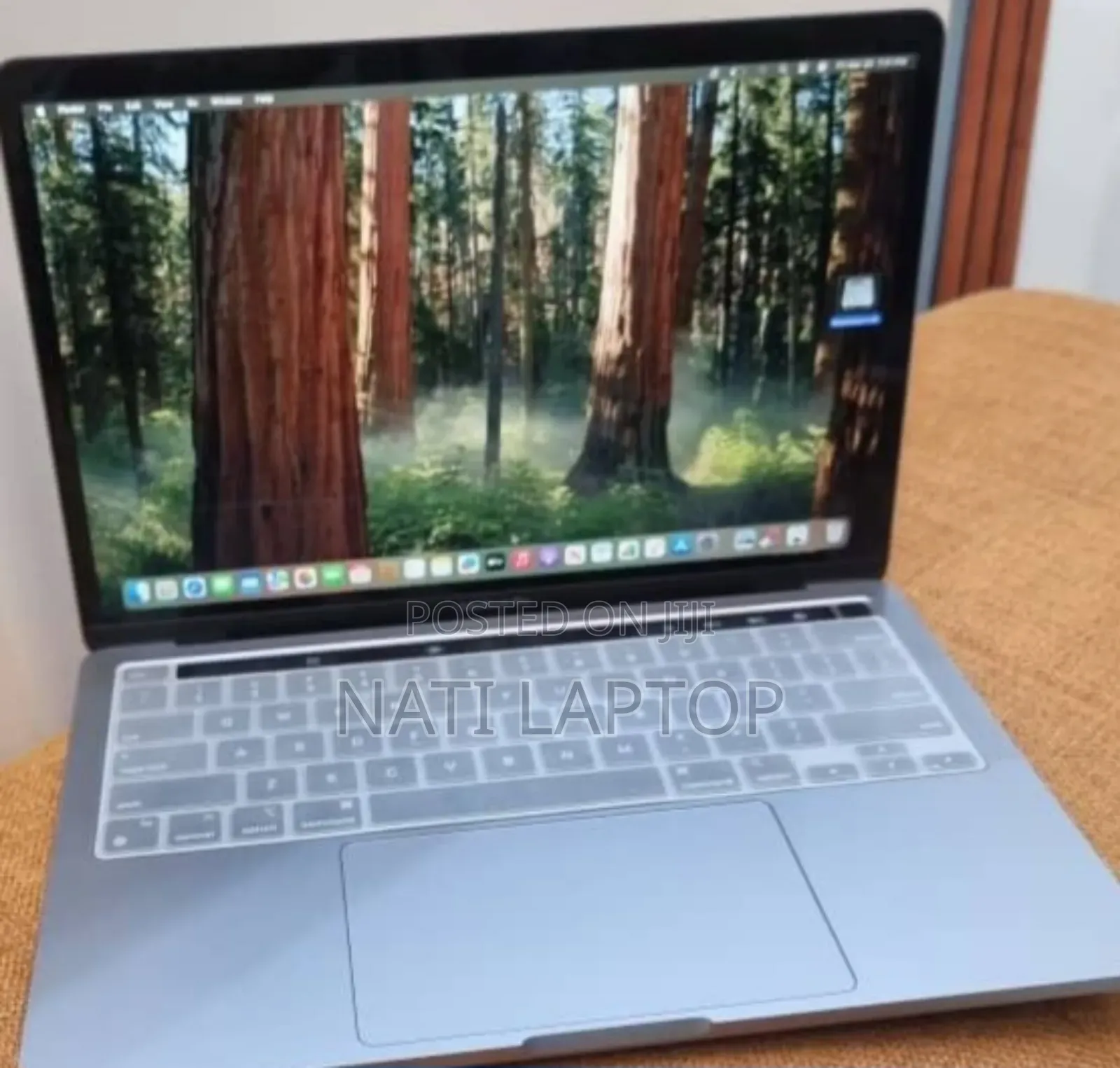 New Laptop Apple MacBook Pro M1 8GB Apple M1 Pro SSD 256GB