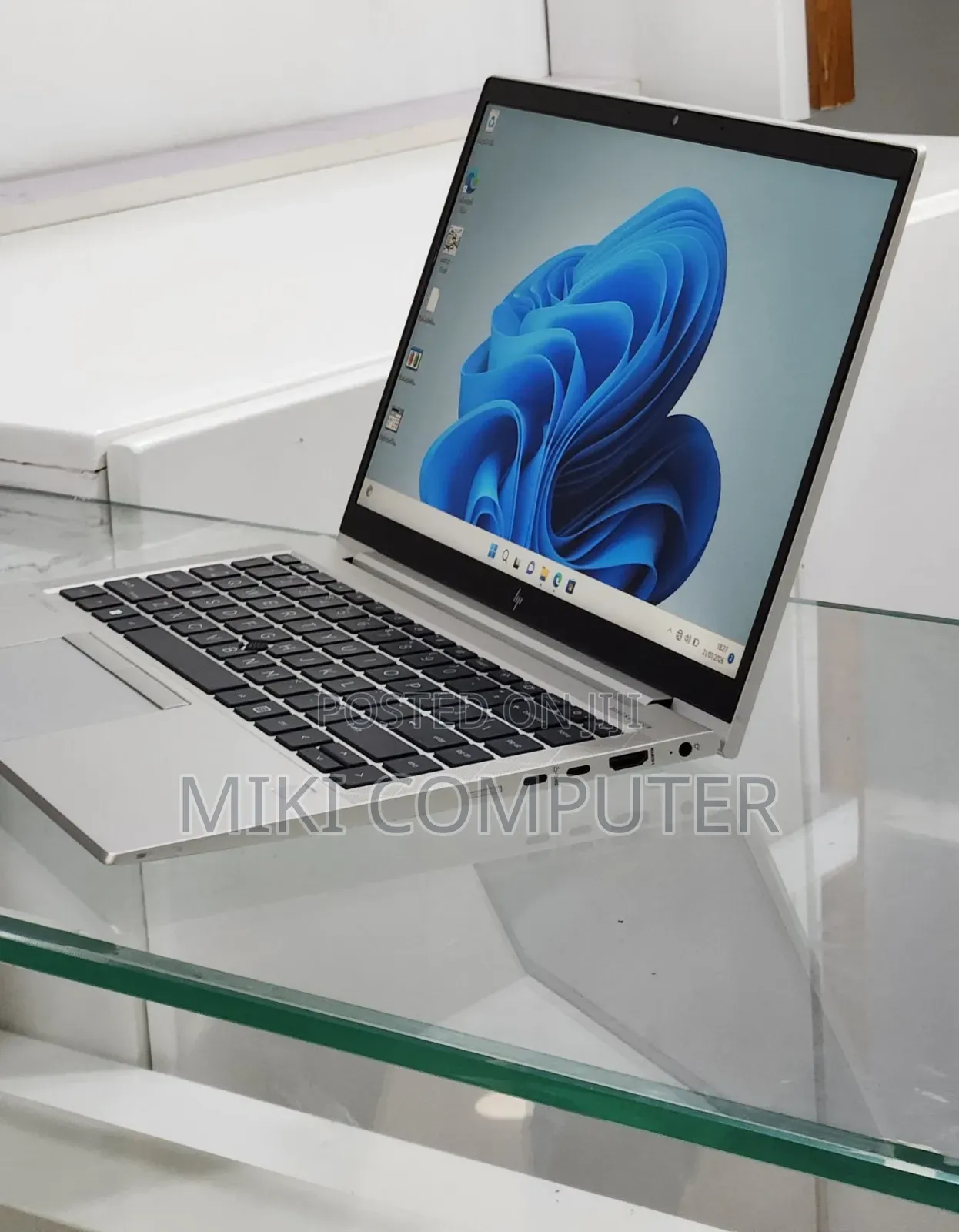 New Laptop HP EliteBook 840 G8 16GB AMD Ryzen 5 SSD 512GB