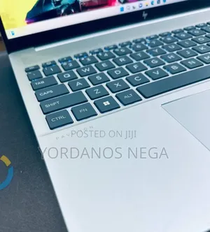 New Laptop HP Pavilion 17 16GB Intel Core i7 SSD 1T