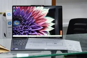 New Laptop Lenovo Yoga 7i 16GB Intel Core Ultra 7 SSD 1T