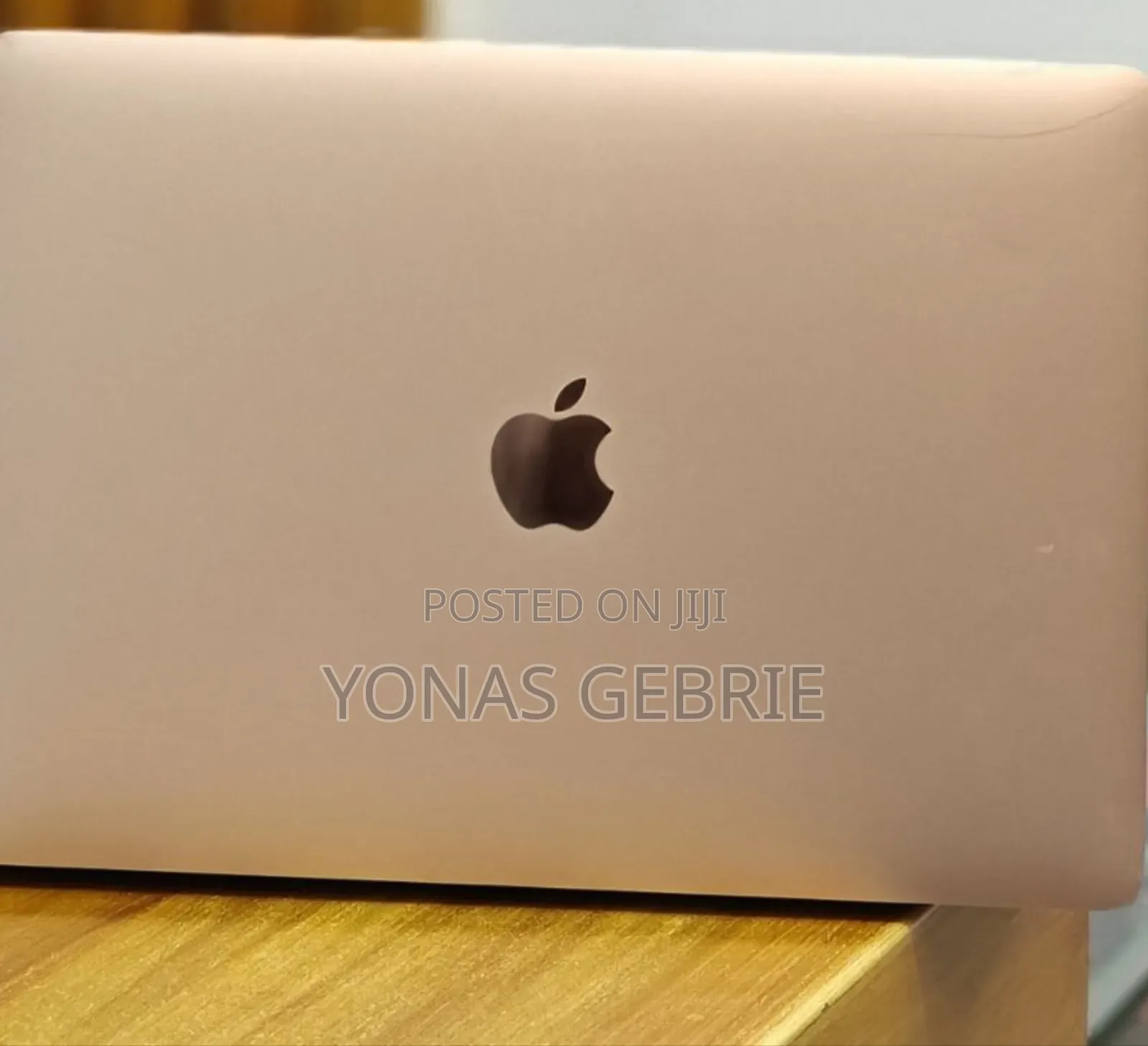 New Laptop Apple MacBook 8GB Intel Core i3 SSD 256GB