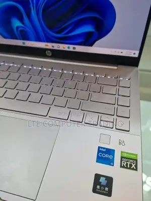 New Laptop HP Pavilion 14 16GB Intel Core i7 SSD 512GB