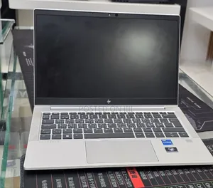 New Laptop HP 630 16GB Intel Core i5 SSD 512GB