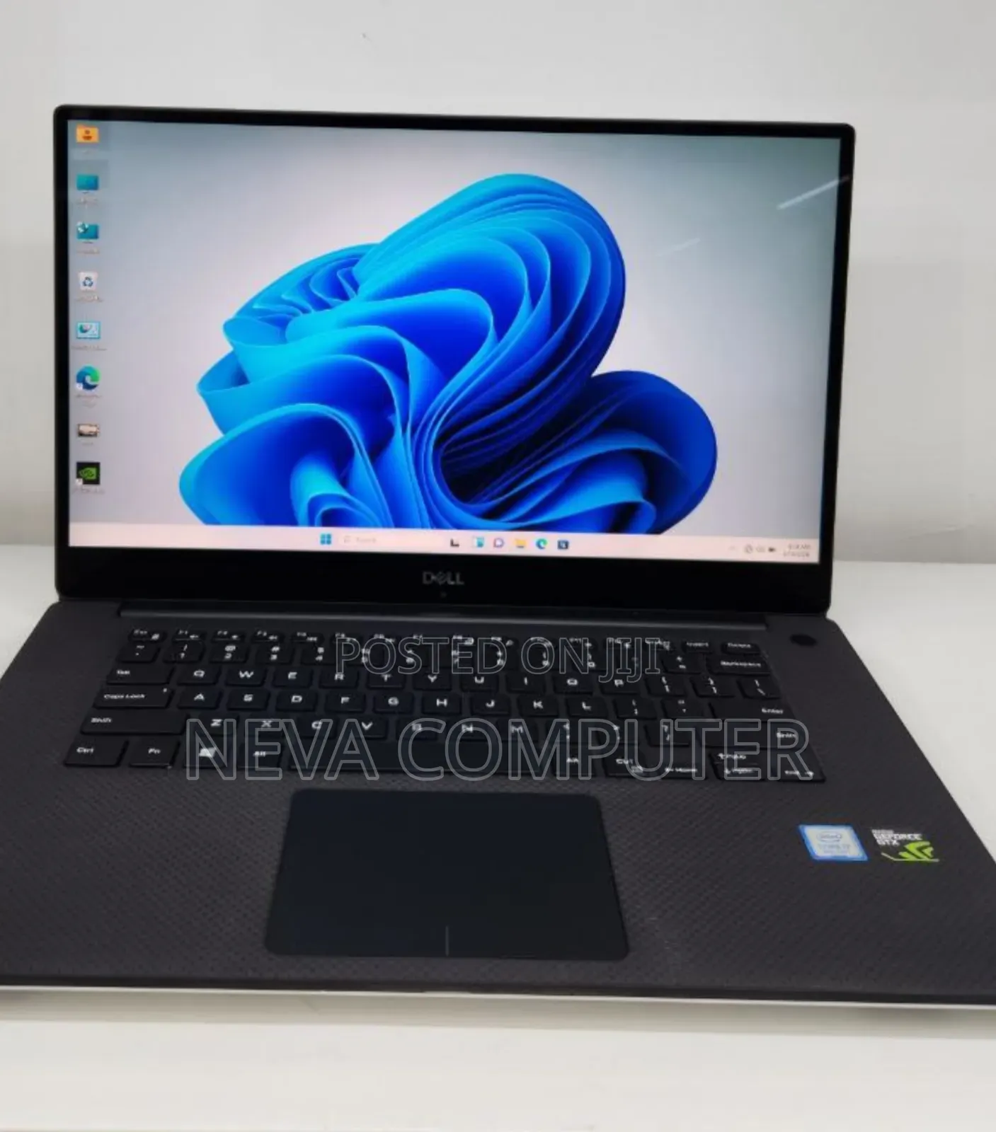 New Laptop Dell XPS 15 16GB Intel Core i5 SSD 512GB