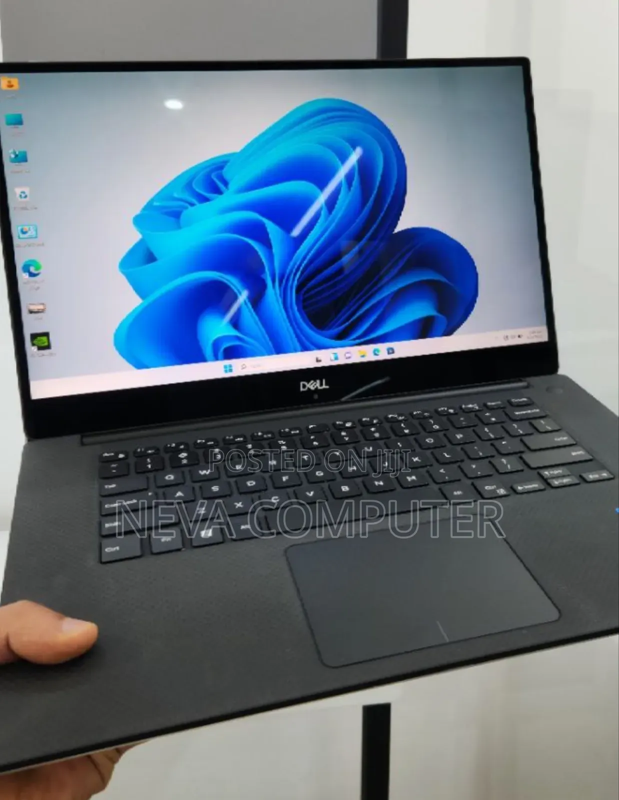 New Laptop Dell XPS 15 16GB Intel Core i5 SSD 512GB