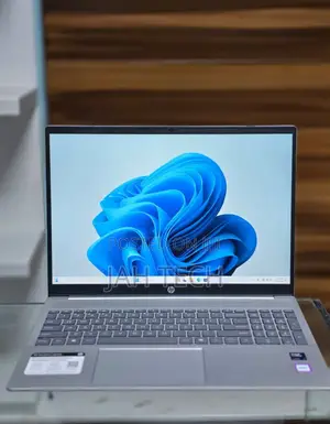 New Laptop HP Pavilion 15 16GB Intel Core Ultra 7 SSD 512GB