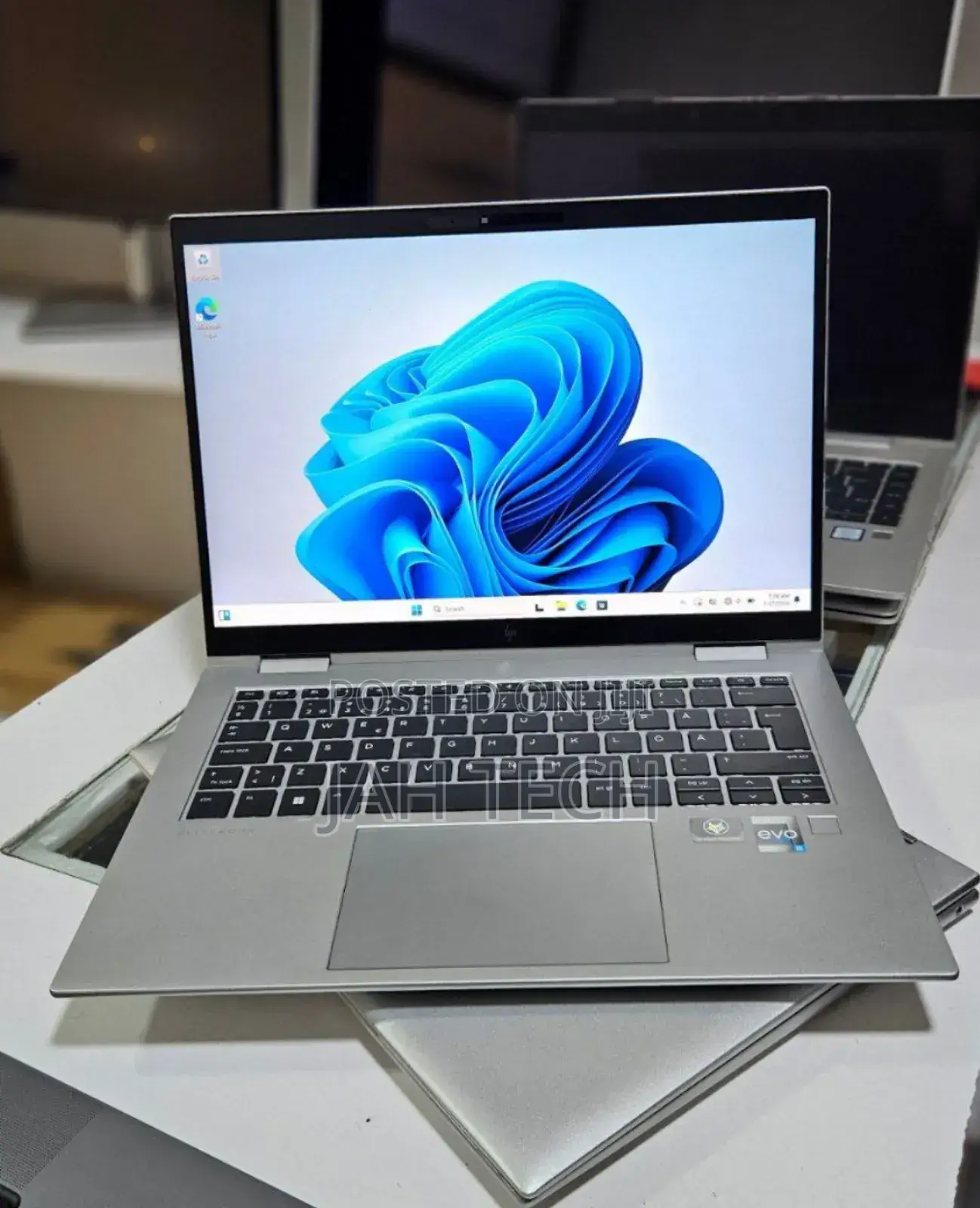 New Laptop HP EliteBook x360 1040 G9 16GB Intel Core i5 SSD 512GB