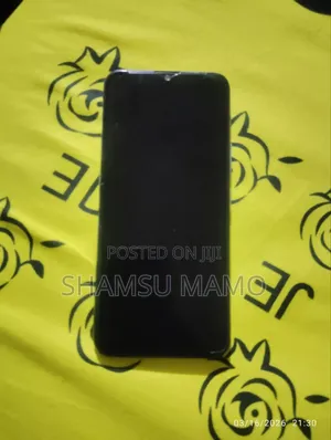 Infinix Smart 6 32 GB Silver