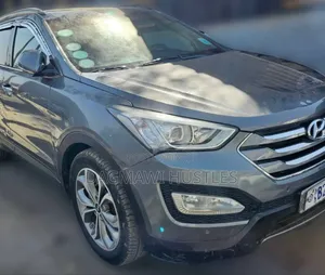 Hyundai Santa Fe 2014 Gray