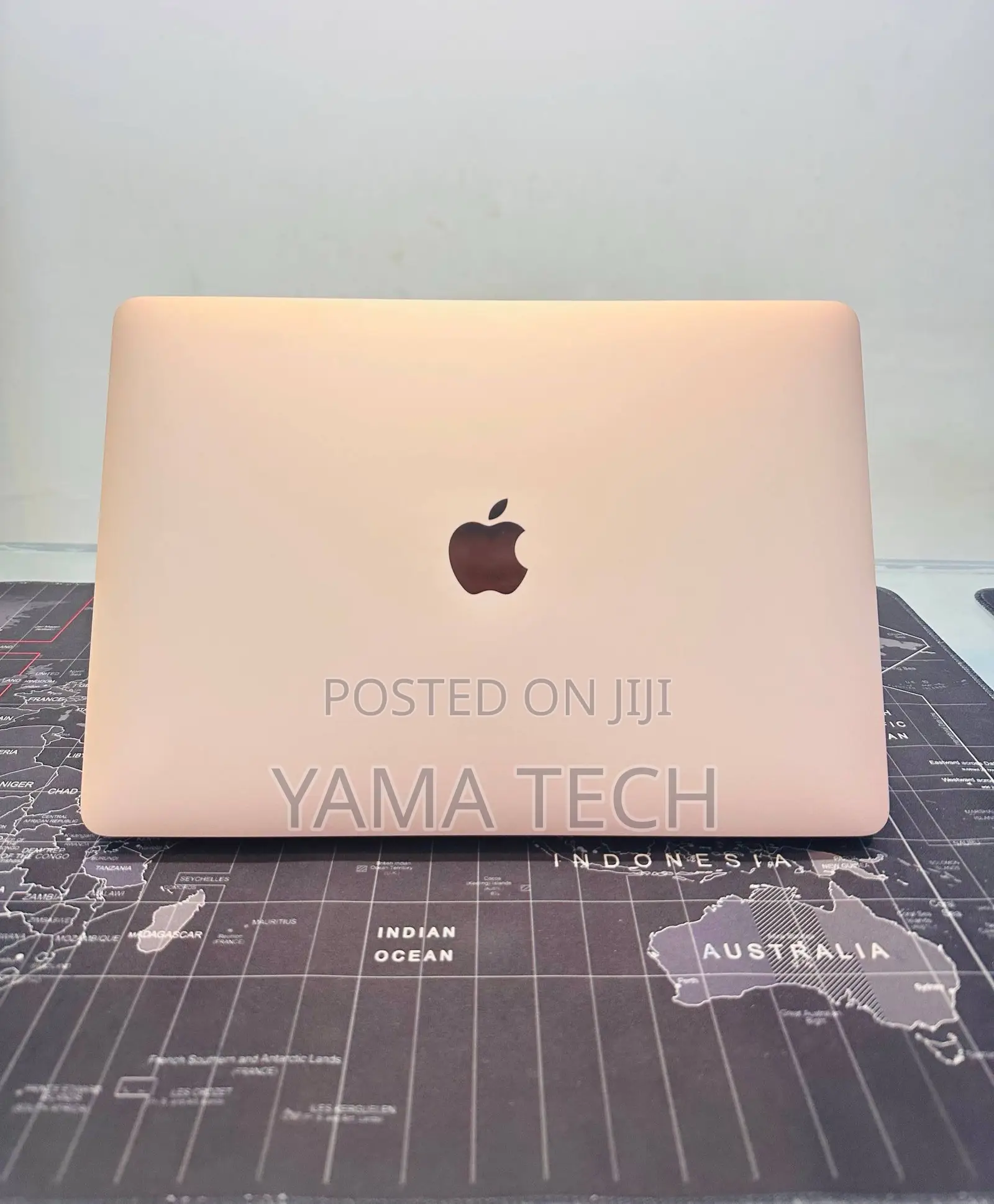 New Laptop Apple MacBook Air 2020 M1 8GB Intel Core i5 SSD 256GB