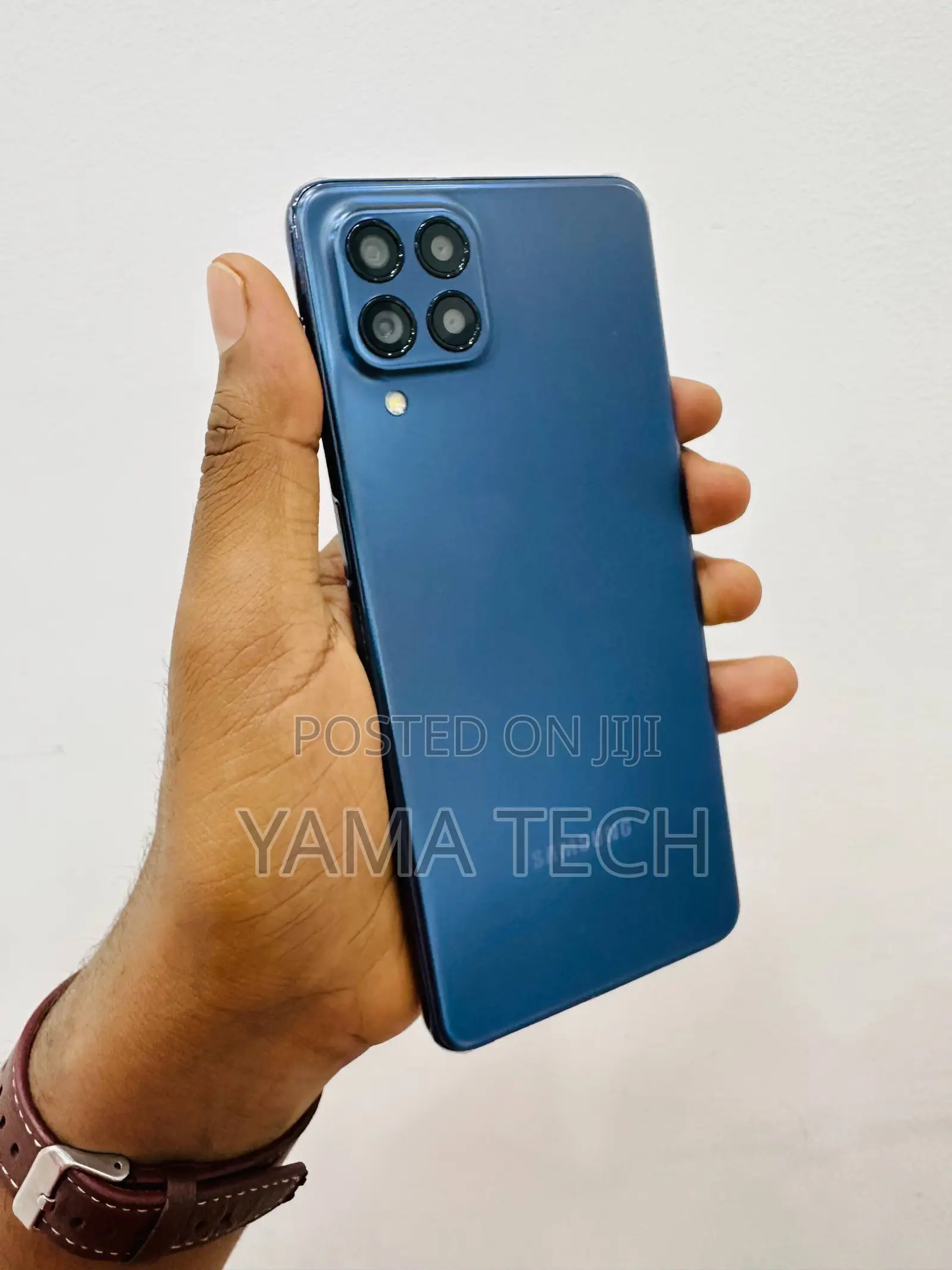 New Samsung Galaxy M53 128 GB Blue