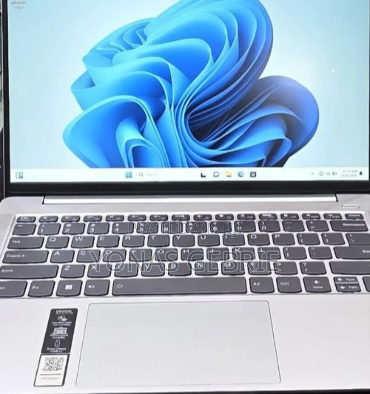 New Laptop Lenovo 16GB Intel Core i5 SSD 512GB