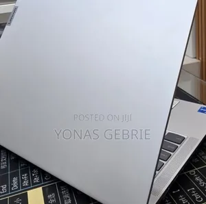 New Laptop Lenovo 16GB Intel Core i5 SSD 512GB