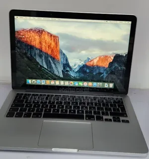 New Laptop Apple MacBook Pro 2015 8GB Intel Core i5 SSD 128GB