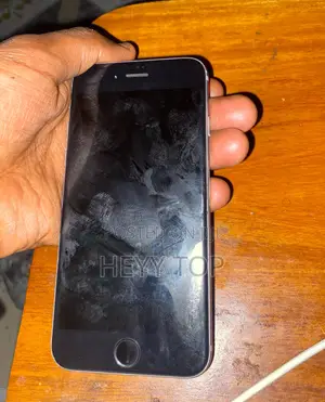 Apple iPhone 6 64 GB Gray