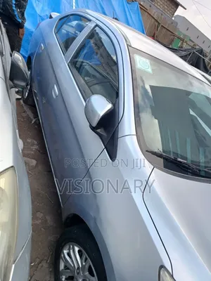 Mitsubishi Attrage 2021 Silver