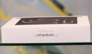 New Laptop Apple Macbook Pro 2025 M5 14-inch 16GB Apple M5 SSD 512GB