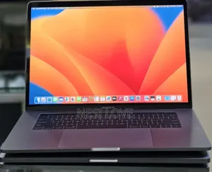 New Laptop Apple MacBook Pro 2017 16GB Intel Core i7 SSD 512GB