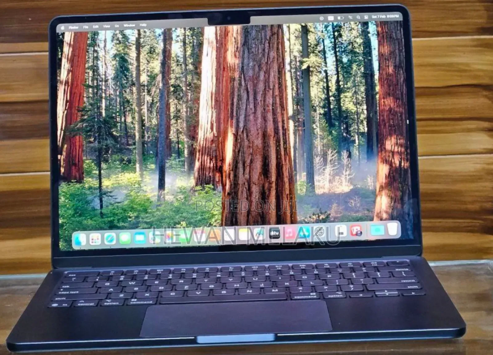 New Laptop Apple MacBook Air 2025 M4 13-inch 16GB Apple M4 SSD 256GB
