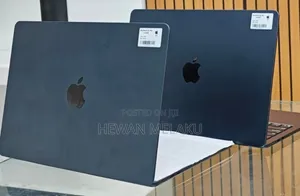 New Laptop Apple MacBook Air 2025 M4 13-inch 16GB Apple M4 SSD 256GB