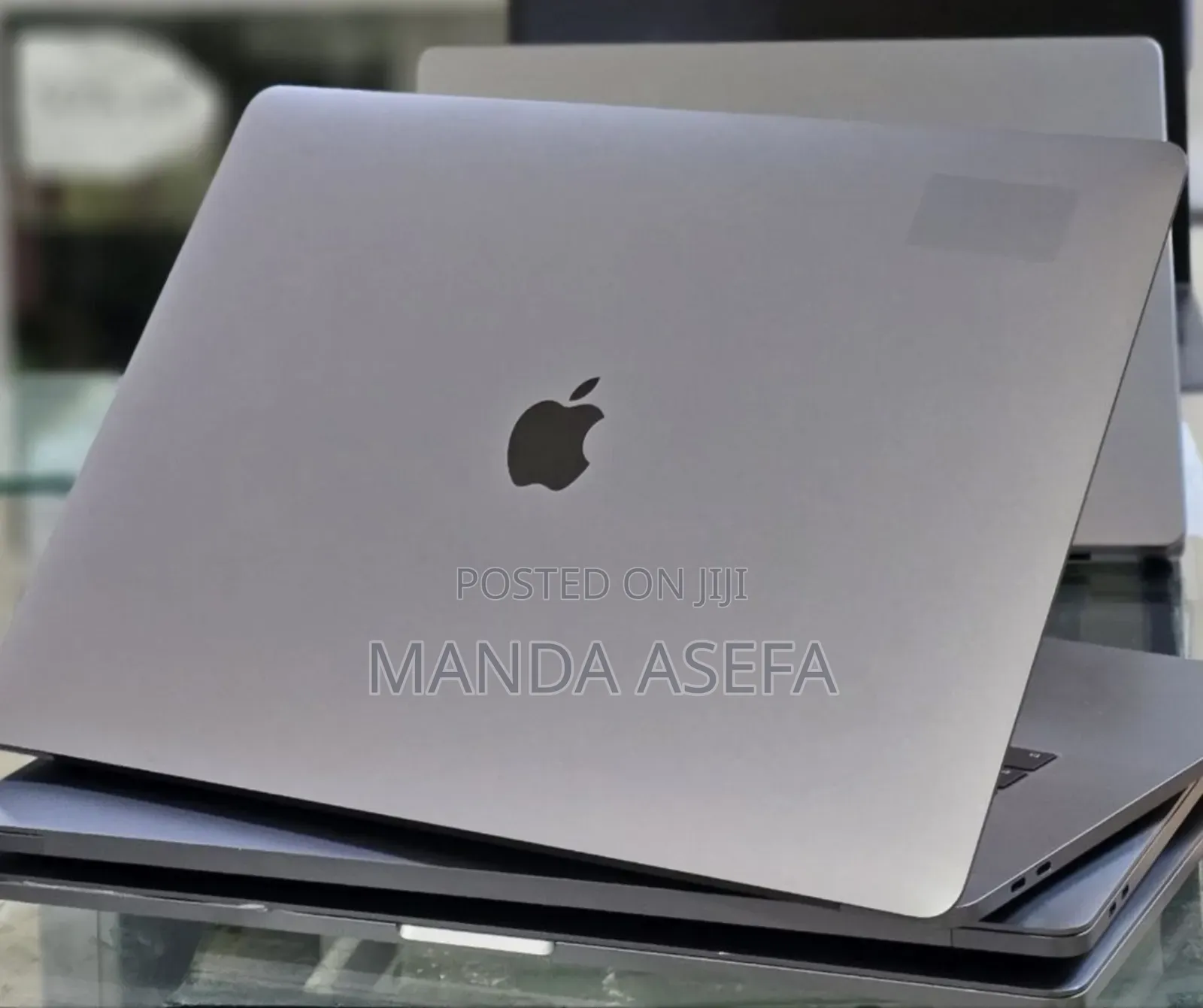New Laptop Apple MacBook Pro 2017 16GB Intel Core i7 SSD 512GB