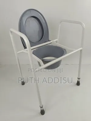 Medpro Versatile Homecare Commode Chair With Adjustable Commode Popo