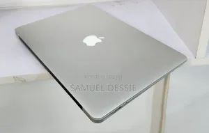 Laptop Apple MacBook Air 2012 4GB Intel Core i5 SSD 128GB