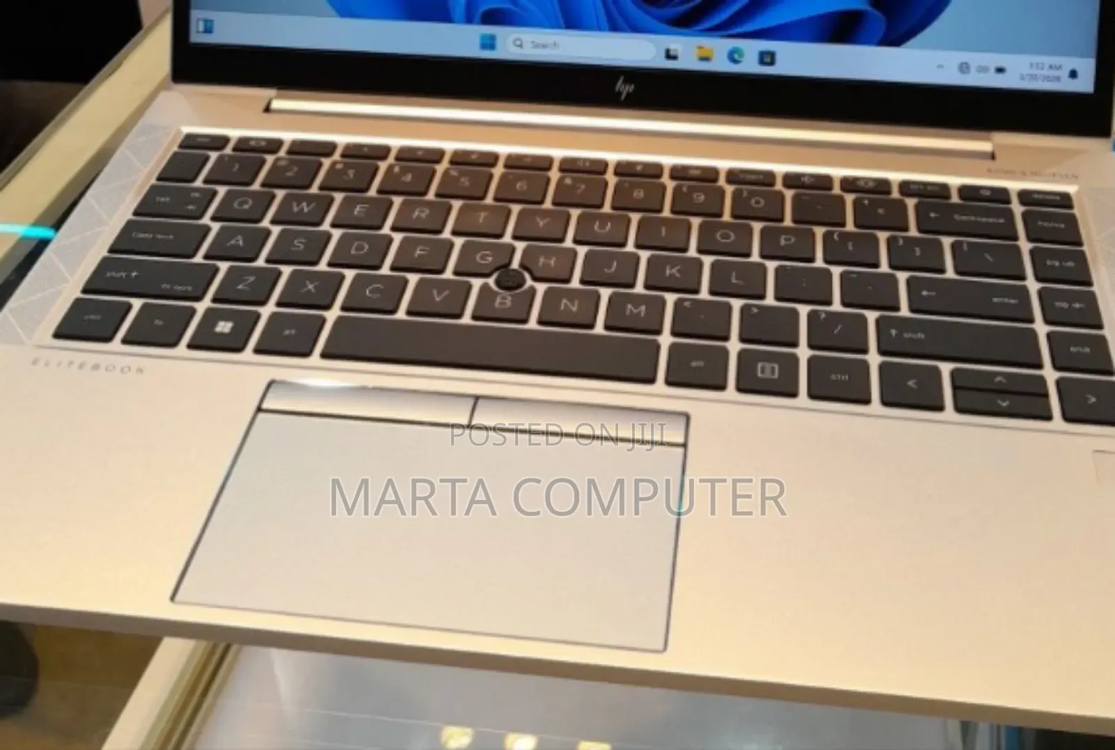 New Laptop HP EliteBook 840 G8 16GB Intel Core i7 SSD 512GB