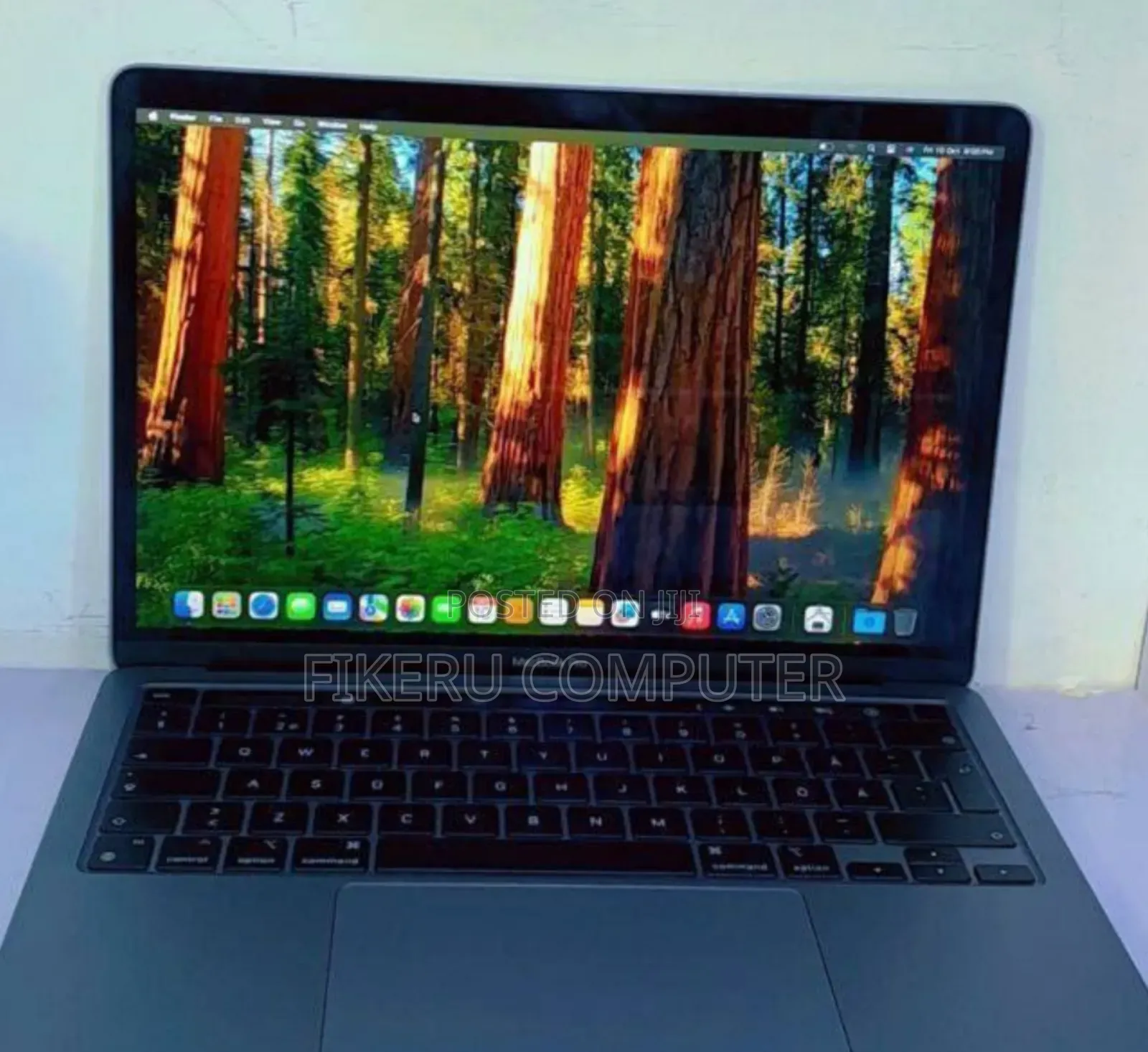 New Laptop Apple MacBook Air 2020 M1 8GB Apple M1 SSD 256GB