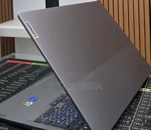 New Laptop Lenovo ThinkBook 15 16GB Intel Core i5 SSD 512GB