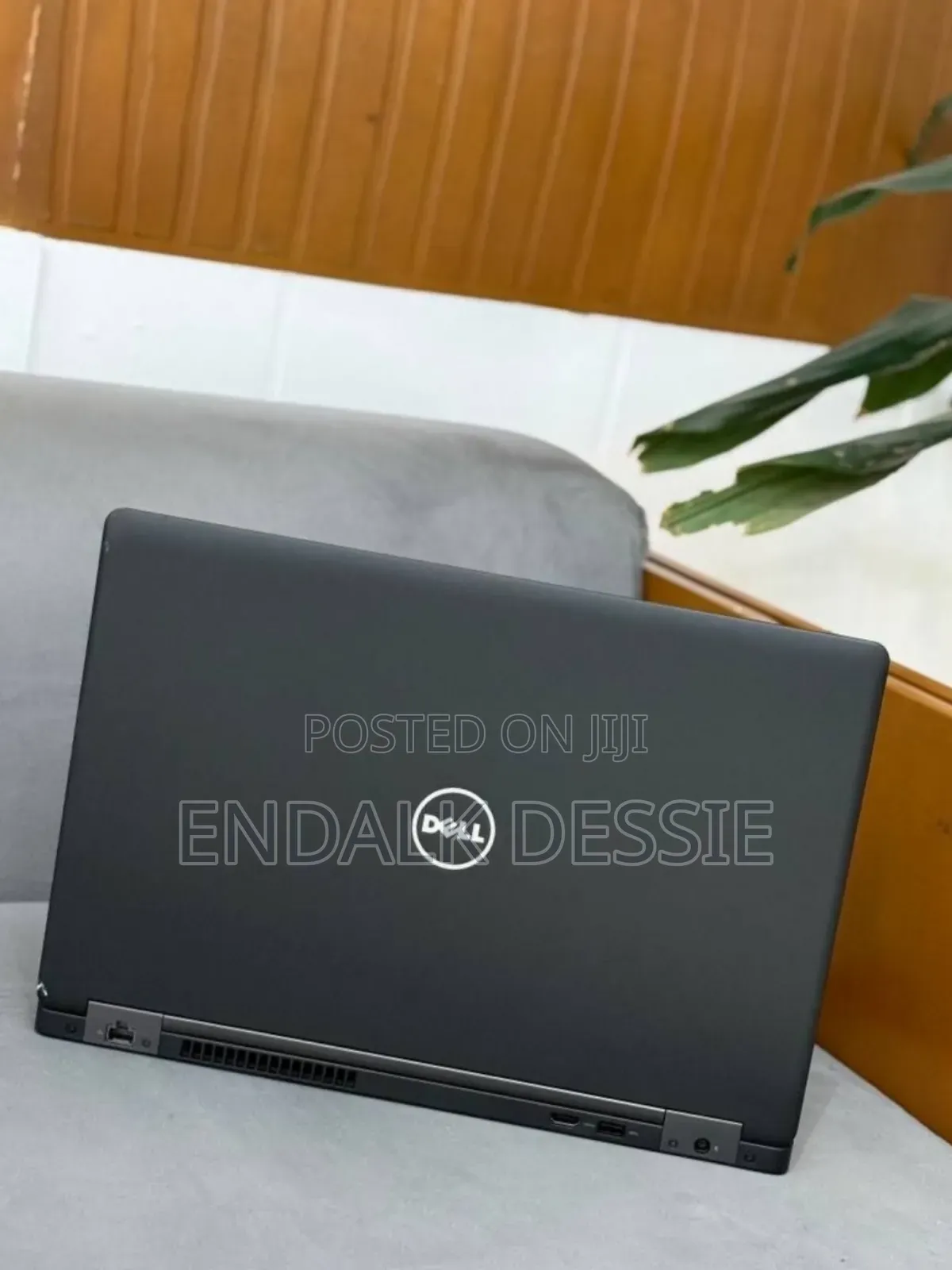 New Laptop Dell Latitude 15 5580 8GB Intel Core i5 SSD 256GB