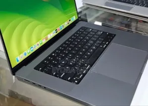 New Laptop Apple MacBook Pro M1 32GB Apple M1 SSD 1T