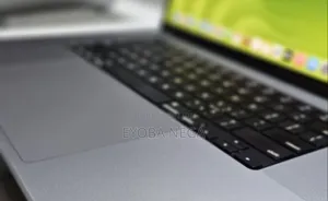 New Laptop Apple MacBook Pro M1 32GB Apple M1 SSD 1T