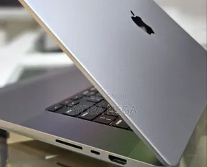New Laptop Apple MacBook Pro M1 32GB Apple M1 SSD 1T