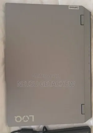 New Laptop Lenovo LOQ 15IRH8 16GB Intel Core i7 SSD 1T