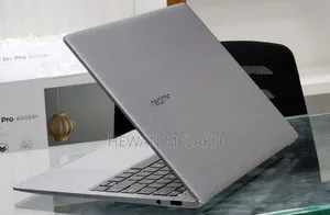 New Laptop 8GB Intel Core i5 SSD 512GB