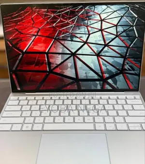 New Laptop Dell XPS 13 8GB Intel Core i5 SSD 256GB