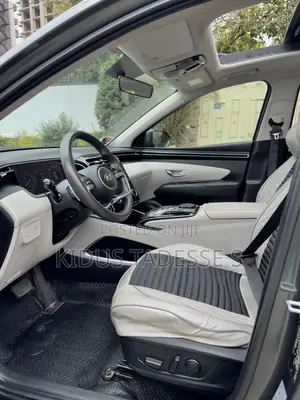 Hyundai Tucson 2022 Gray