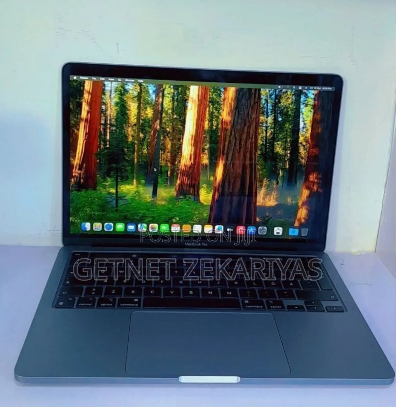 New Laptop Apple MacBook Pro 2020 M1 8GB Apple M1 Pro SSD 256GB